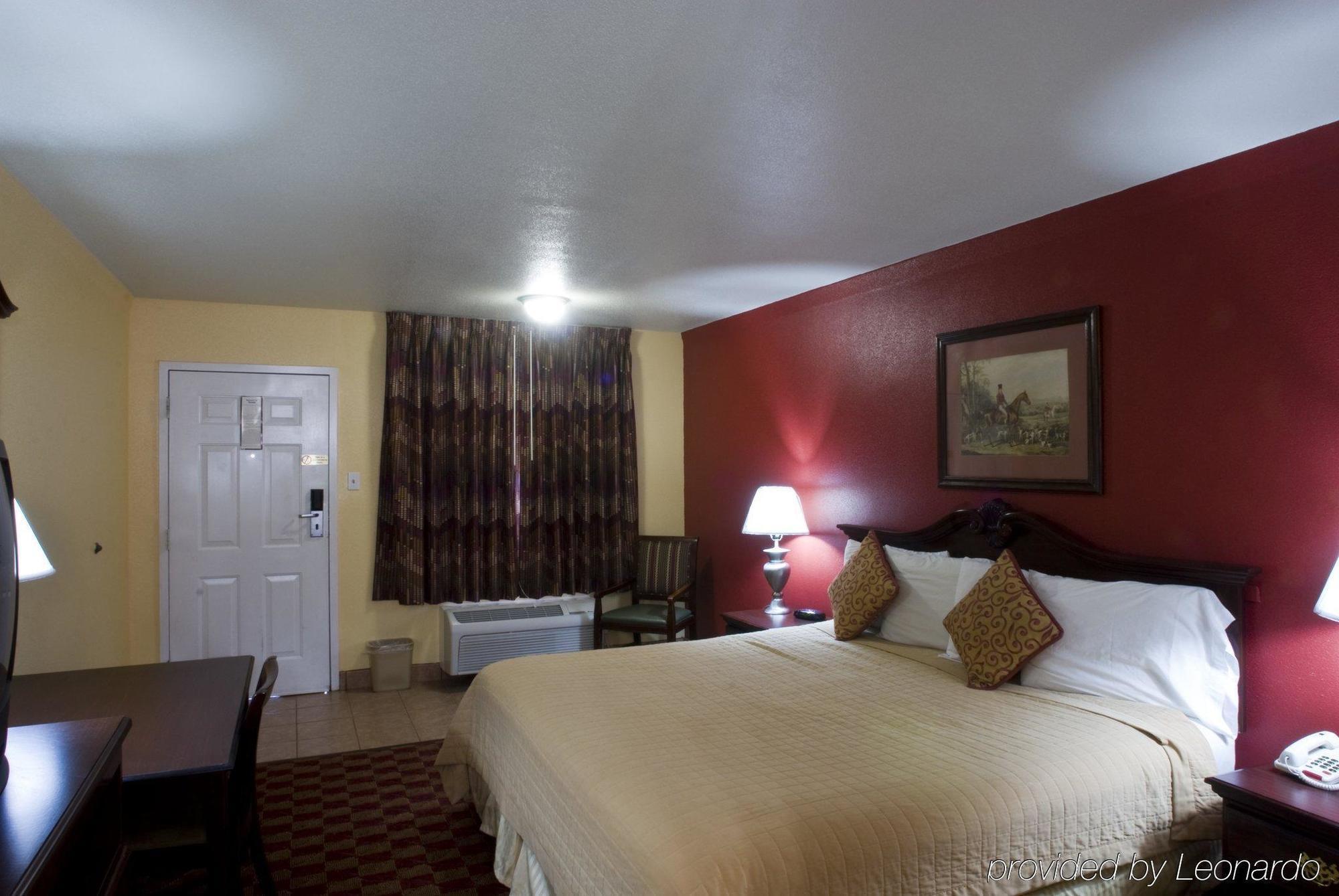 Hampton College Station-near Texas A&m Hotel